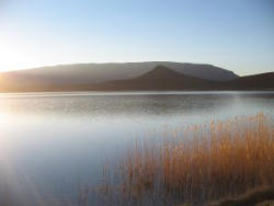 Blick von der Terasse über den Lac Tislit